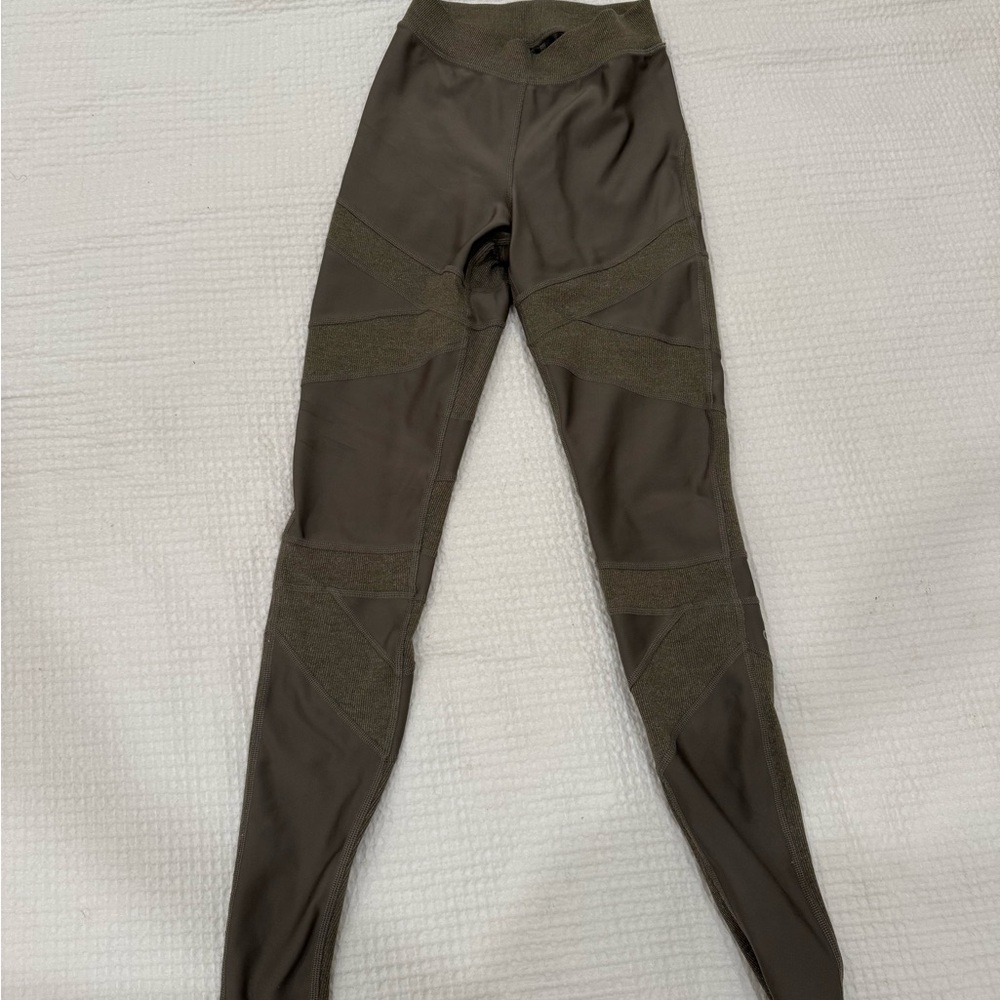 ALO Yoga Leggings